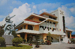 Bảo tàng Đường Hồ Chí Minh